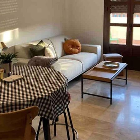 דירות Alcalá de Guadaira Atico Santa Lucia Terraza Y Parking Gratuitos מראה חיצוני תמונה