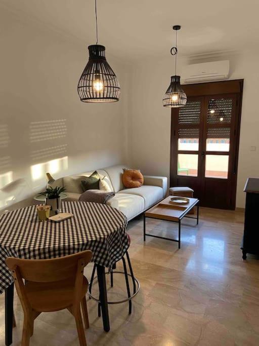 דירות Alcalá de Guadaira Atico Santa Lucia Terraza Y Parking Gratuitos מראה חיצוני תמונה