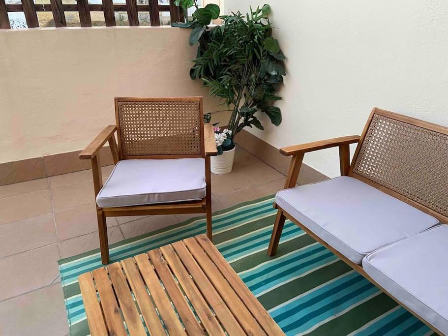 דירות Alcalá de Guadaira Atico Santa Lucia Terraza Y Parking Gratuitos מראה חיצוני תמונה